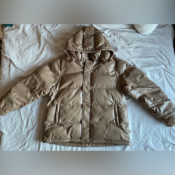 Aritzia Super World Super Puff XL in Constant Camel - Picture 2 of 4